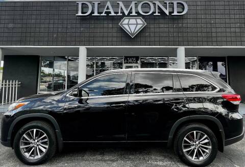 2017 Toyota Highlander for sale at Diamond Cut Autos in Fort Myers FL