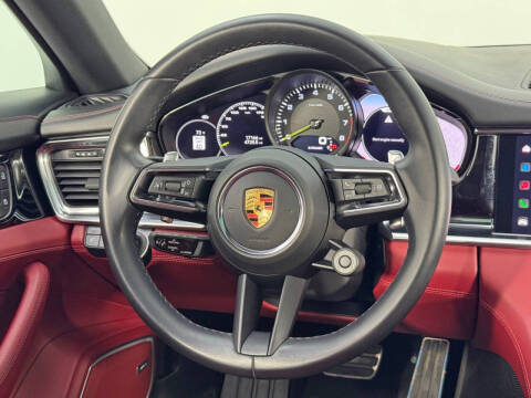 2022 Porsche Panamera 4 E-Hybrid