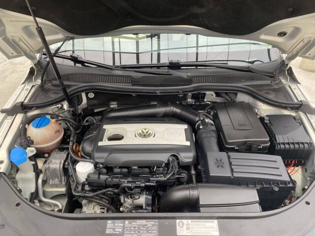 2010 Volkswagen CC Luxury