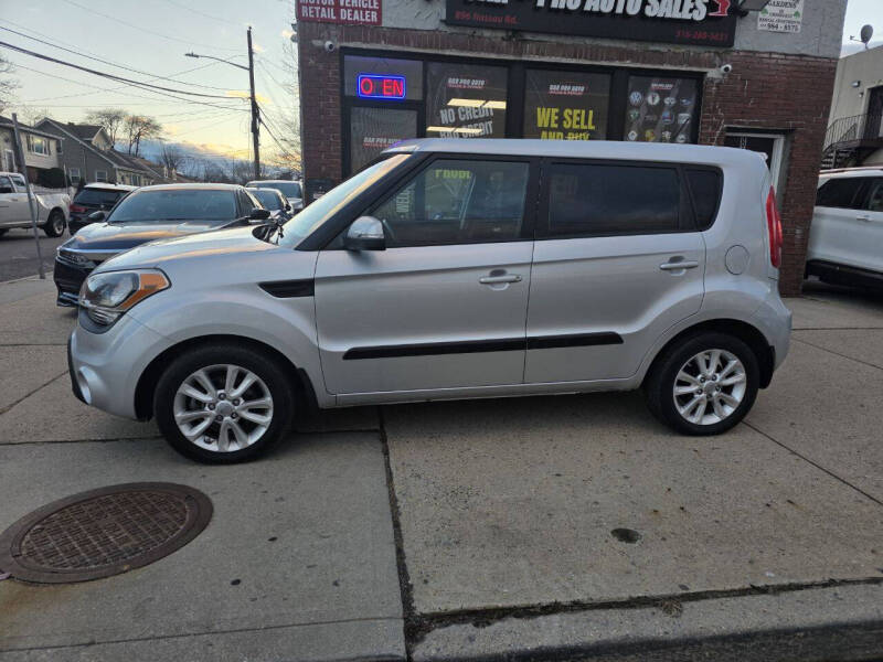 2013 Kia Soul +