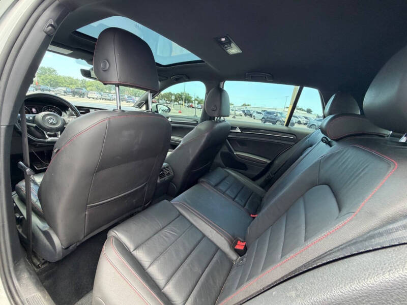 2015 Volkswagen Golf GTI S