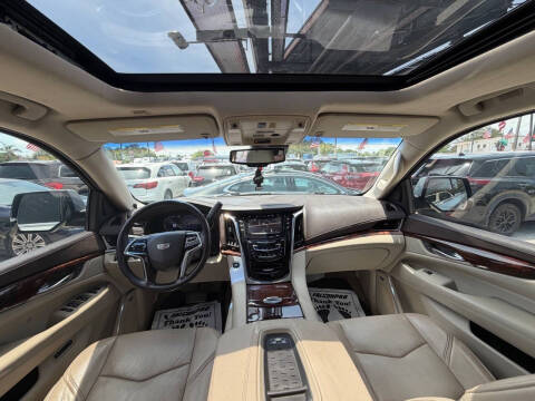 2016 Cadillac Escalade Premium Collection