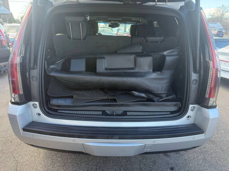 2015 Cadillac Escalade Platinum