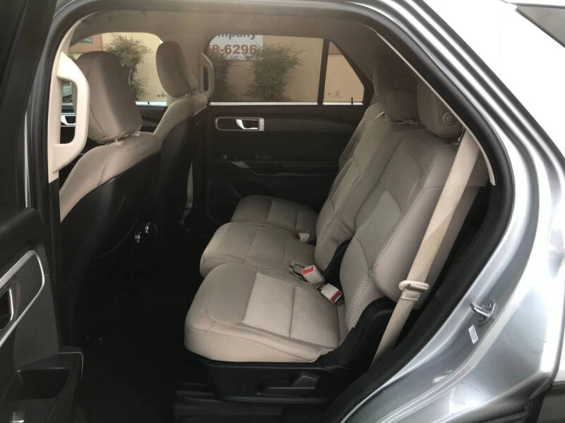 2020 Ford Explorer