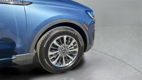 2019 Lincoln Nautilus Select