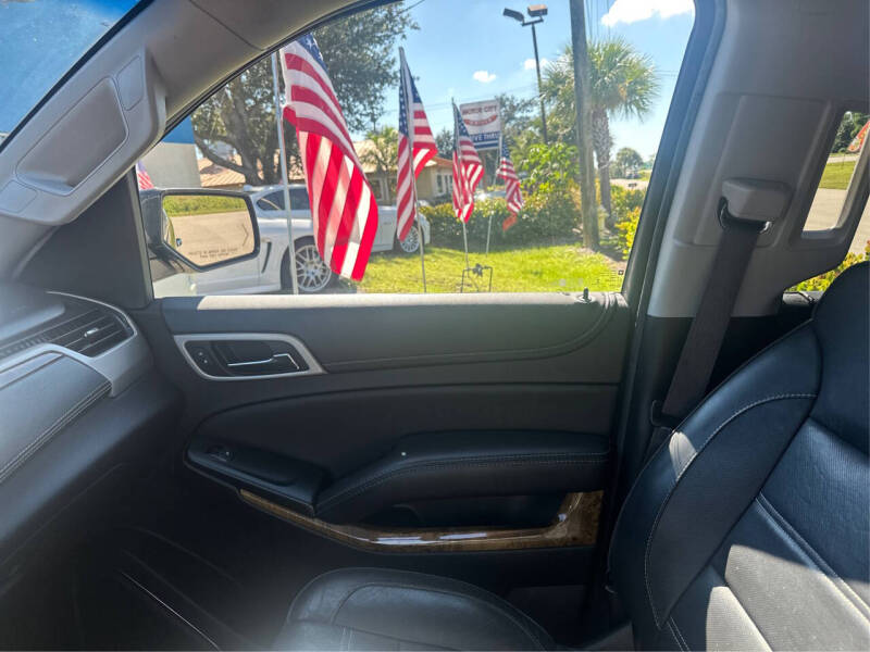 2017 GMC Yukon XL Denali