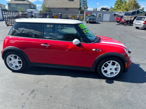 2005 MINI Cooper for sale at 3 BOYS CLASSIC TOWING and Auto Sales in Grants Pass OR