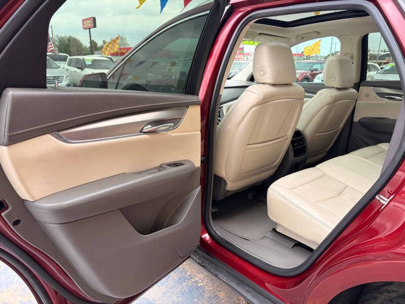 2017 Cadillac XT5 Luxury