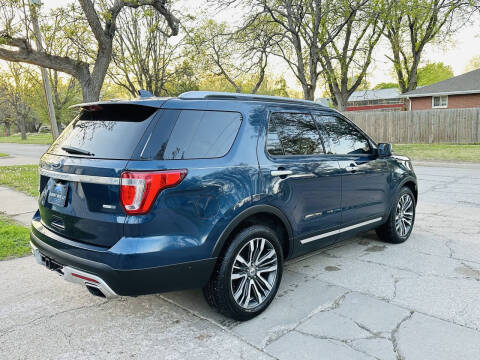 2017 Ford Explorer Platinum