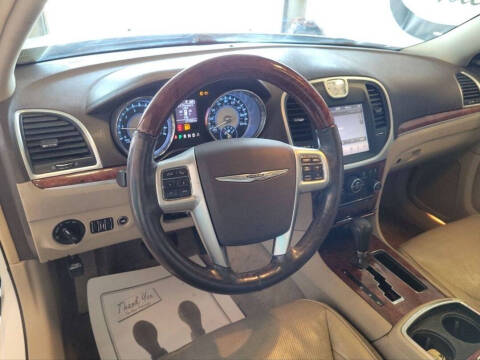 2011 Chrysler 300 Limited