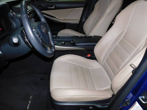 2019 Lexus IS 300