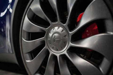 2024 Tesla Model Y Performance
