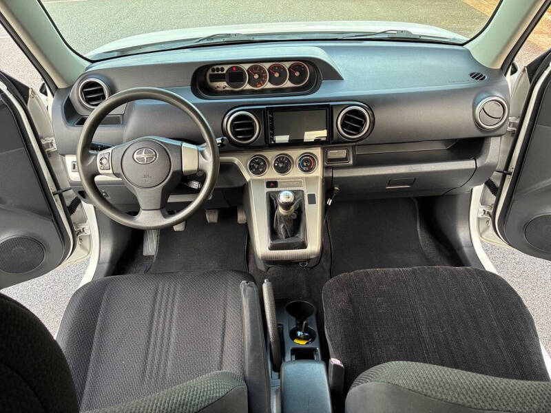 2008 Scion xB