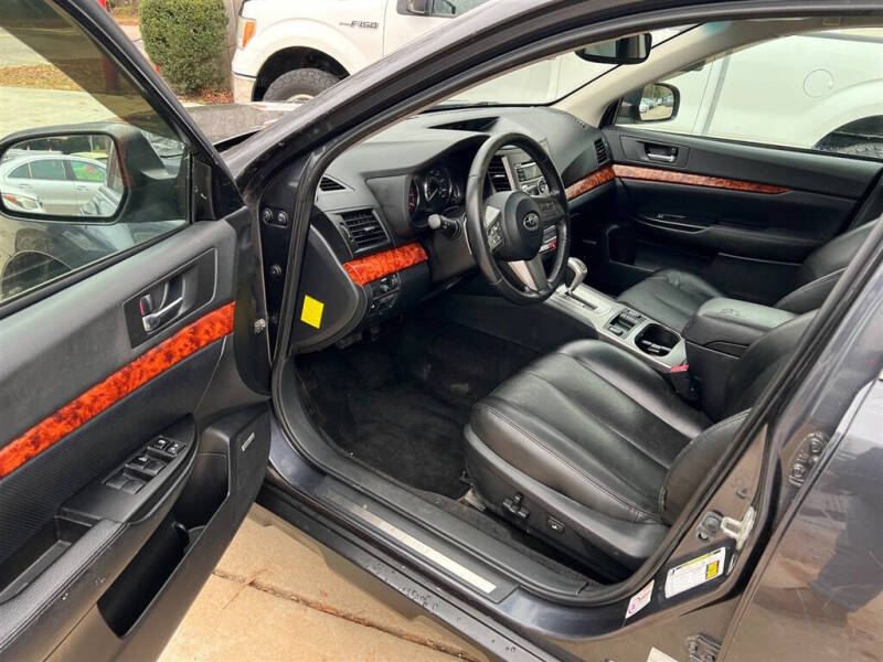 2011 Subaru Outback 2.5i Limited