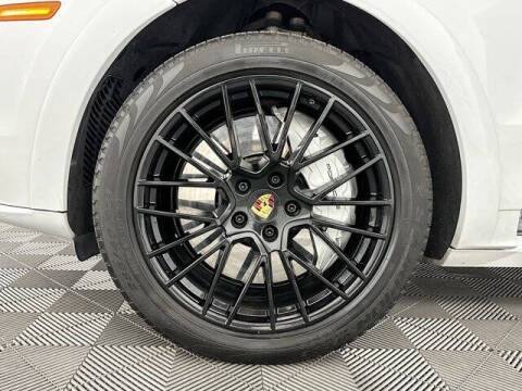 2021 Porsche Cayenne Turbo