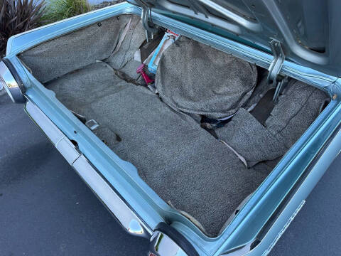 1963 Ford Thunderbird