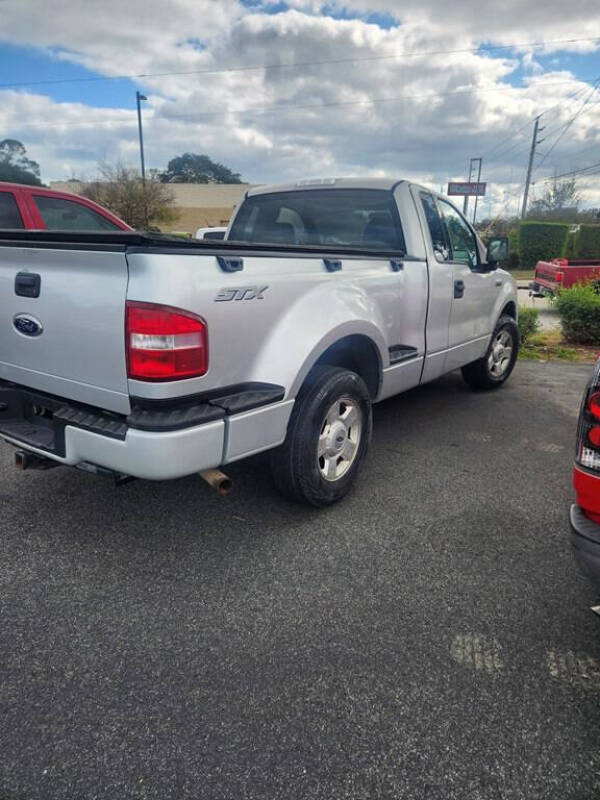 2004 Ford F-150 STX
