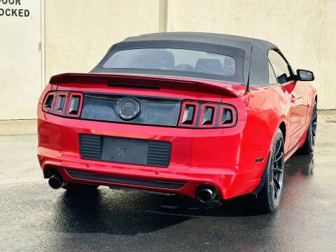2013 Ford Mustang GT Premium