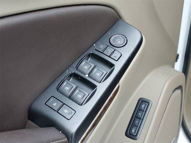 2016 Chevrolet Suburban LT