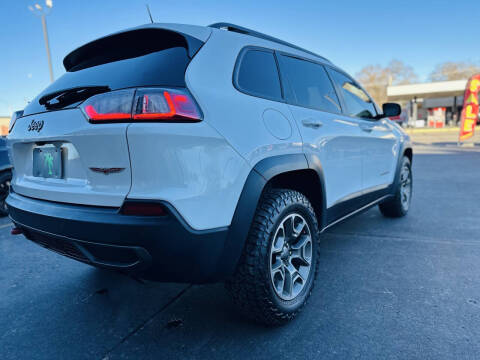 2020 Jeep Cherokee Trailhawk