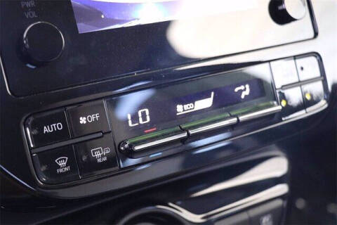 2017 Toyota Prius One