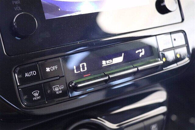 2017 Toyota Prius One