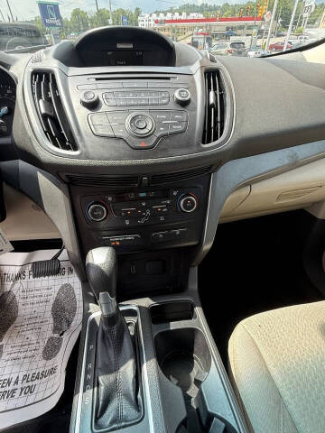2017 Ford Escape SE