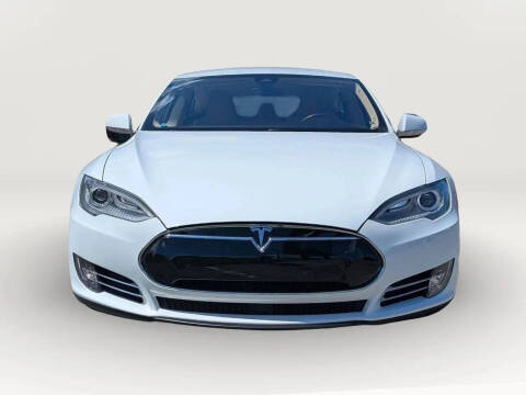 2015 Tesla Model S