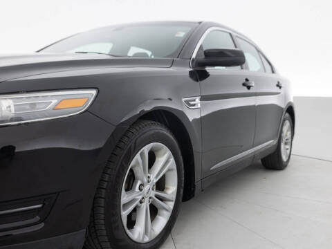 2014 Ford Taurus SEL