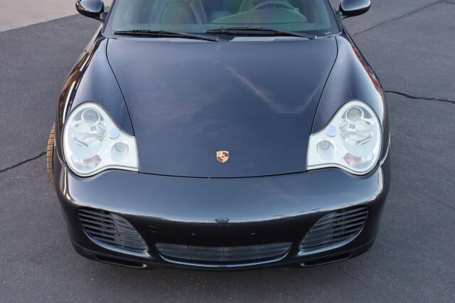 2004 Porsche 911 Carrera 4S
