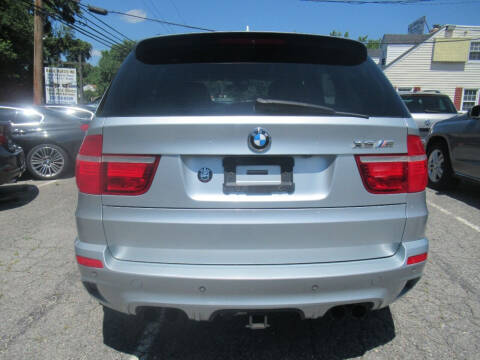 2010 BMW X5 M