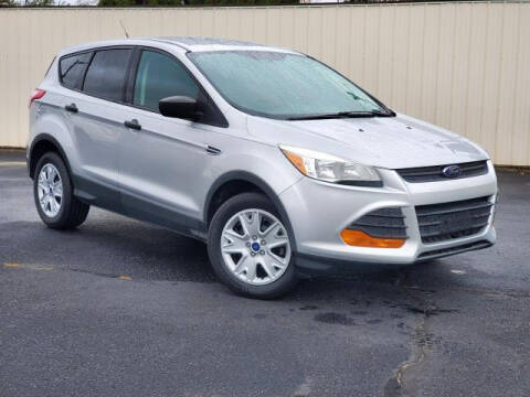 2014 Ford Escape for sale at Miller Auto Sales in Saint Louis MI