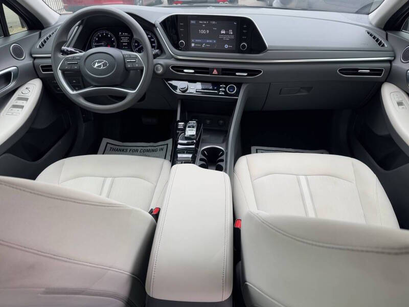 2022 Hyundai Sonata SEL