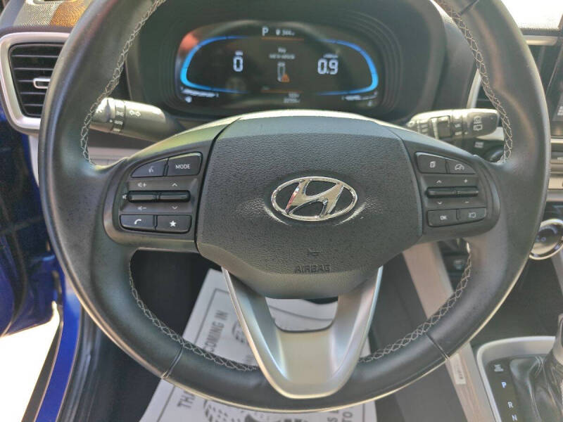 2025 Hyundai Venue SEL