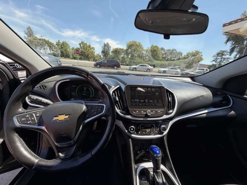 2018 Chevrolet Volt LT
