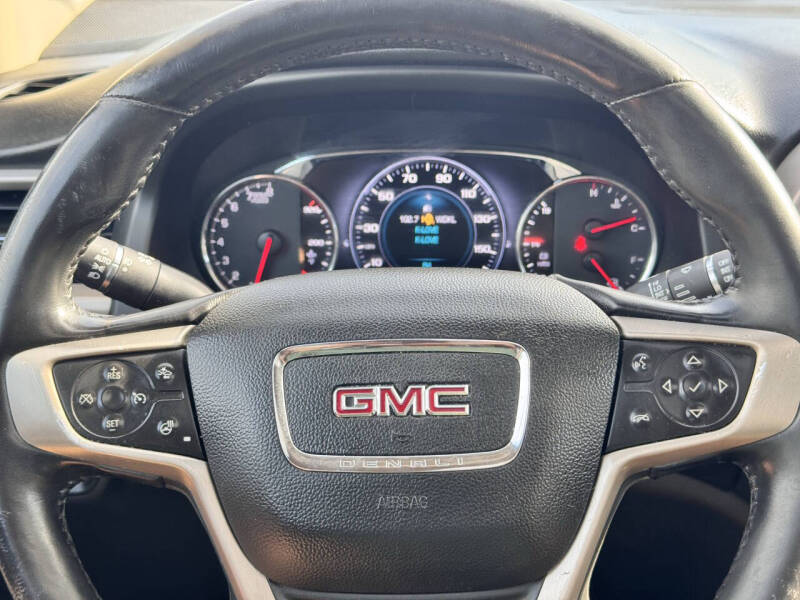 2017 GMC Acadia Denali