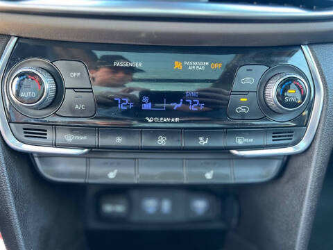 2019 Hyundai Santa Fe Ultimate 2.4L