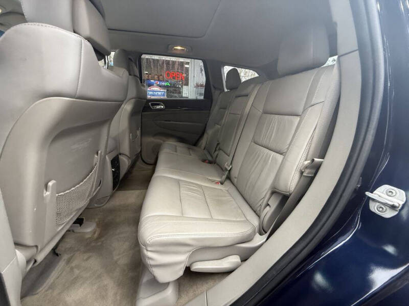 2012 Jeep Grand Cherokee Laredo