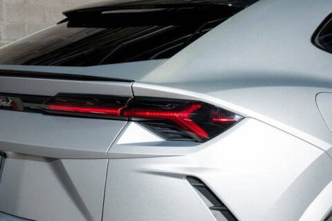 2022 Lamborghini Urus