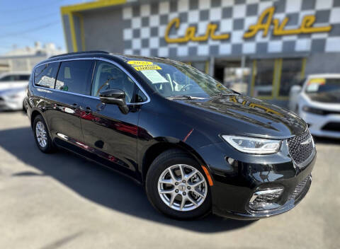 2022 Chrysler Pacifica for sale at Car Ave in Fresno CA