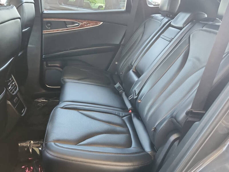 2019 Lincoln Nautilus Reserve