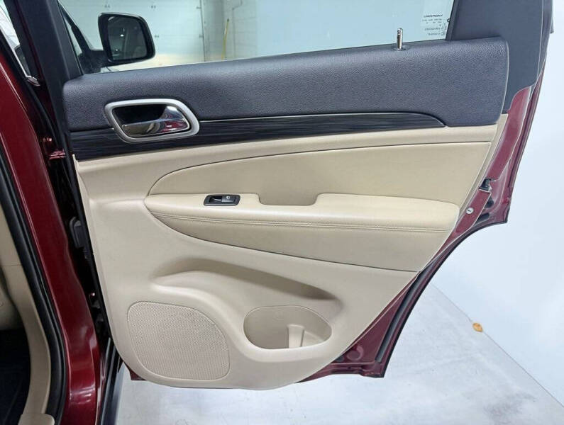 2019 Jeep Grand Cherokee Laredo E