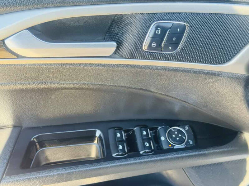 2016 Ford Fusion Hybrid SE