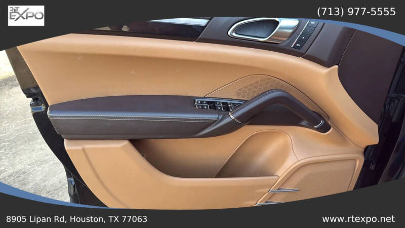 2011 Porsche Cayenne S