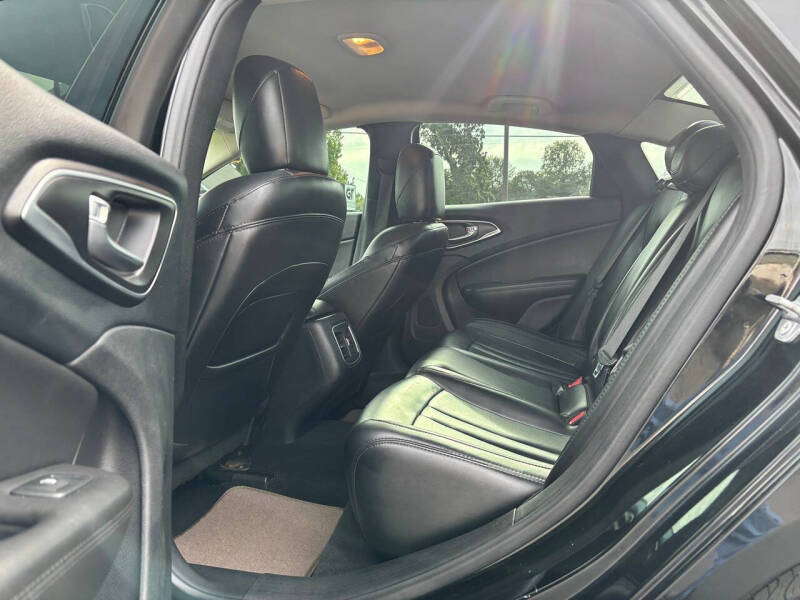 2015 Chrysler 200 C