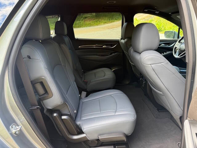 2024 Buick Enclave Essence