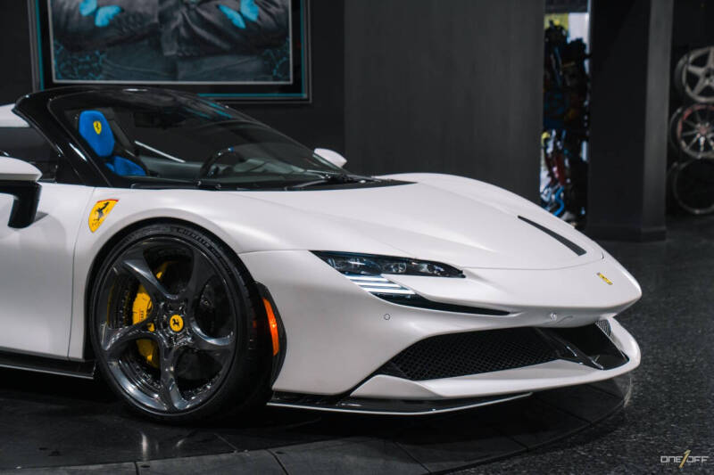 2022 Ferrari SF90 Spider