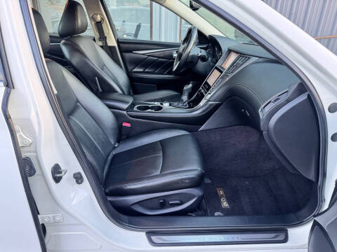 2018 Infiniti Q50 2.0T Luxe