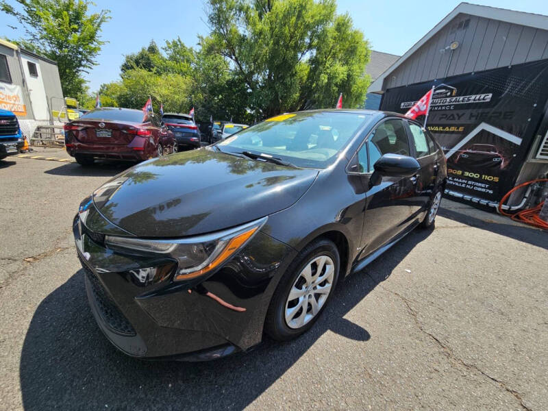 2021 Toyota Corolla LE's photo