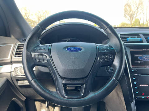 2016 Ford Explorer Sport